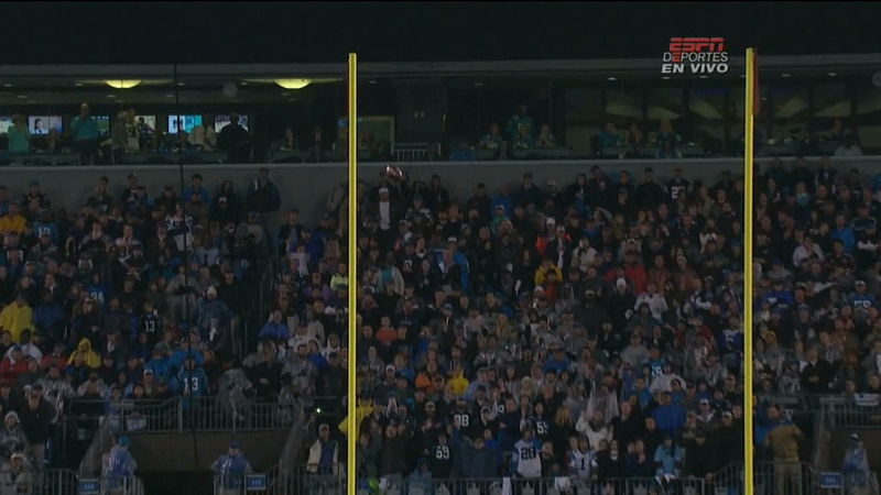Illustration for article titled Fan In Charlotte Is Pointing A Light At Graham Gano During FG Attempts